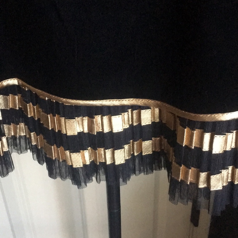 Fancy Skirt - Picture 2 of 4